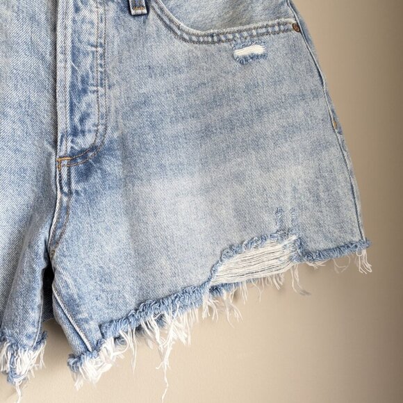 Denim Forum The Ex-Boyfriend Denim Short - Picture 9 of 14